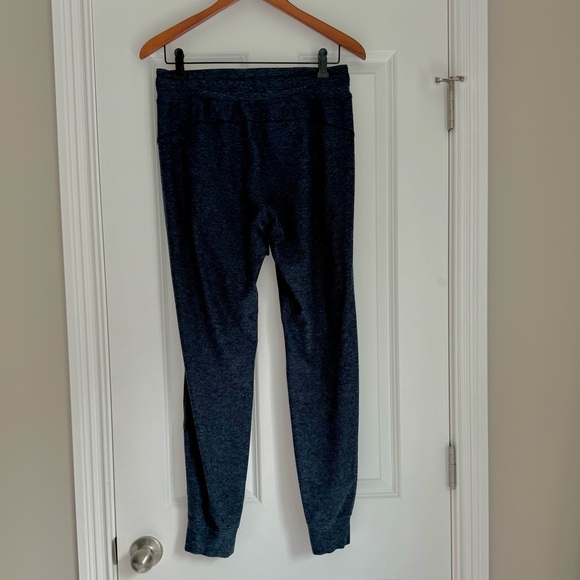 EUC Lululemon Ready to Rulu Jogger, 29”, Size 8, Heathered true navy/black - Picture 2 of 5